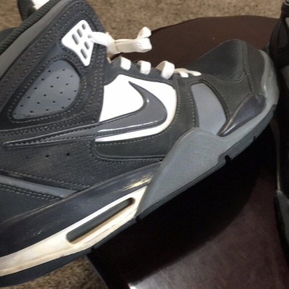 Nike Flight Nike Air High Top Basketball Shoes Mens 13 - Picture 2 of 5